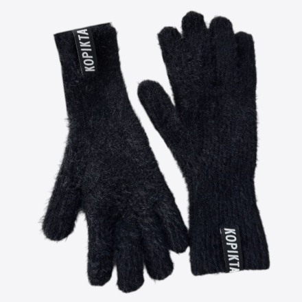 FLUFFY WOOL GLOVES